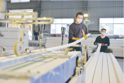 尤溪外貿(mào)企業(yè):保復(fù)工 拓市場(chǎng)